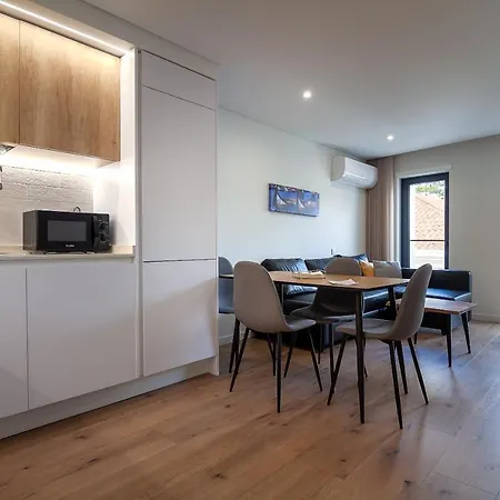 Gravito 53 By Sweet * Aveiro